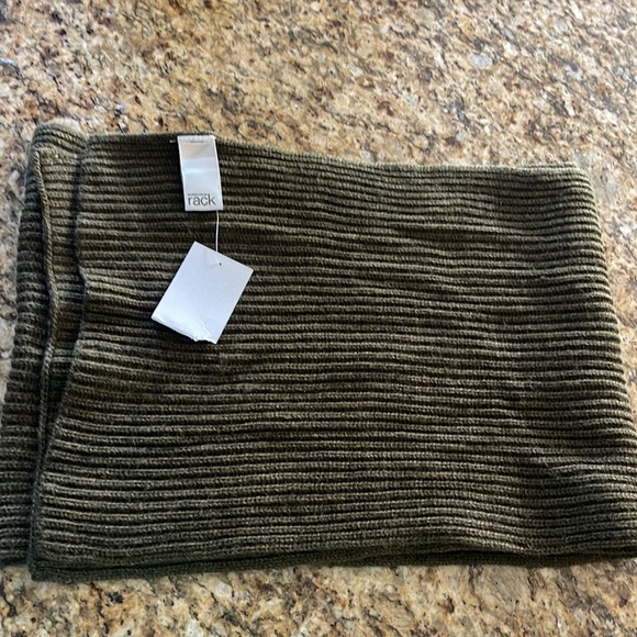 Nordstrom Accessories Nordstrom Rack Dark Olive Acrylic Blend Scarf
